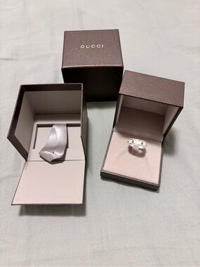 Gucci 18k Yellow Gold and White Zirconia Icon Ring, Size 12, US 6